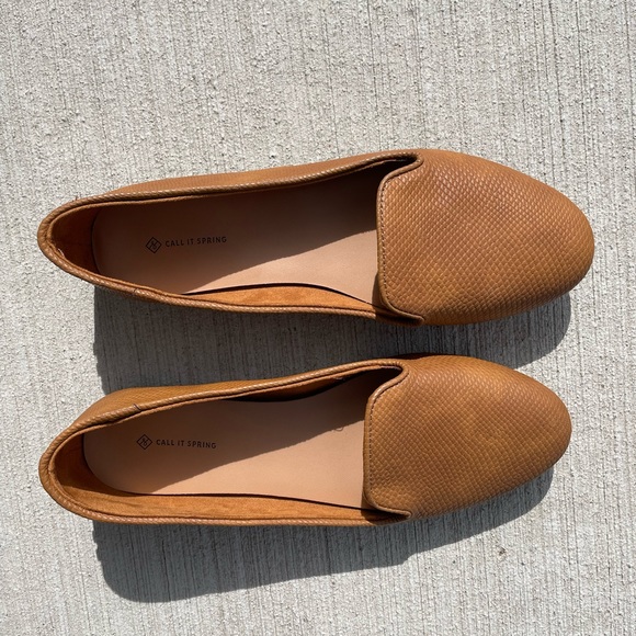 Call it Spring Brown Flats 3/30 - Picture 7 of 7